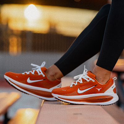 Reviews: Nike College Vomero 18 (Texas) Men's Road Running Shoes